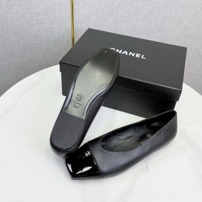 Ch**el flat shoes